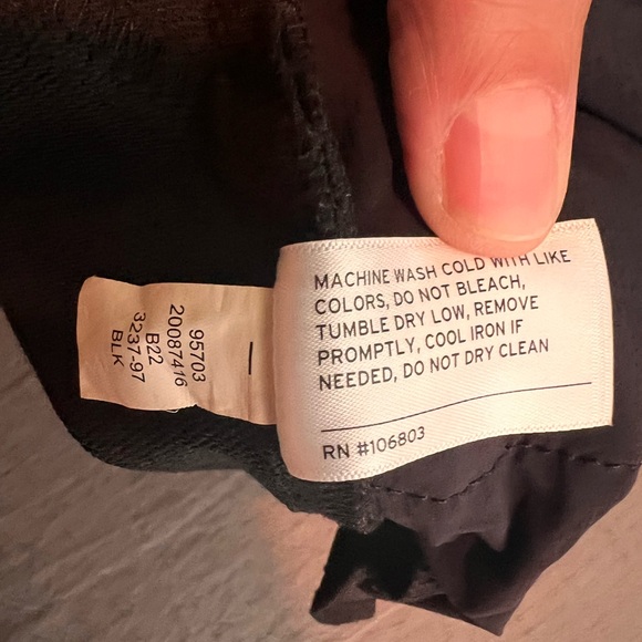 Duluth Woman’s Flexpedition slim leg pants size 10x29.  Like new condition- - Picture 7 of 13